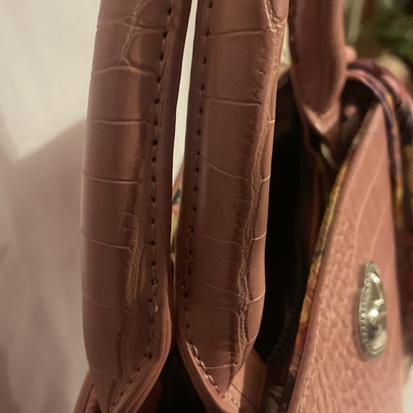 New Betsey Johnson Gigi‎ Satchel Pink Croc Faux Leather Top Handle Crossbody Bag - Picture 8 of 16